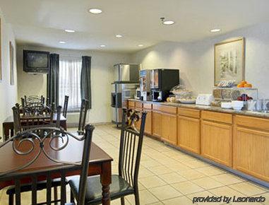 Super 8 By Wyndham Allentown