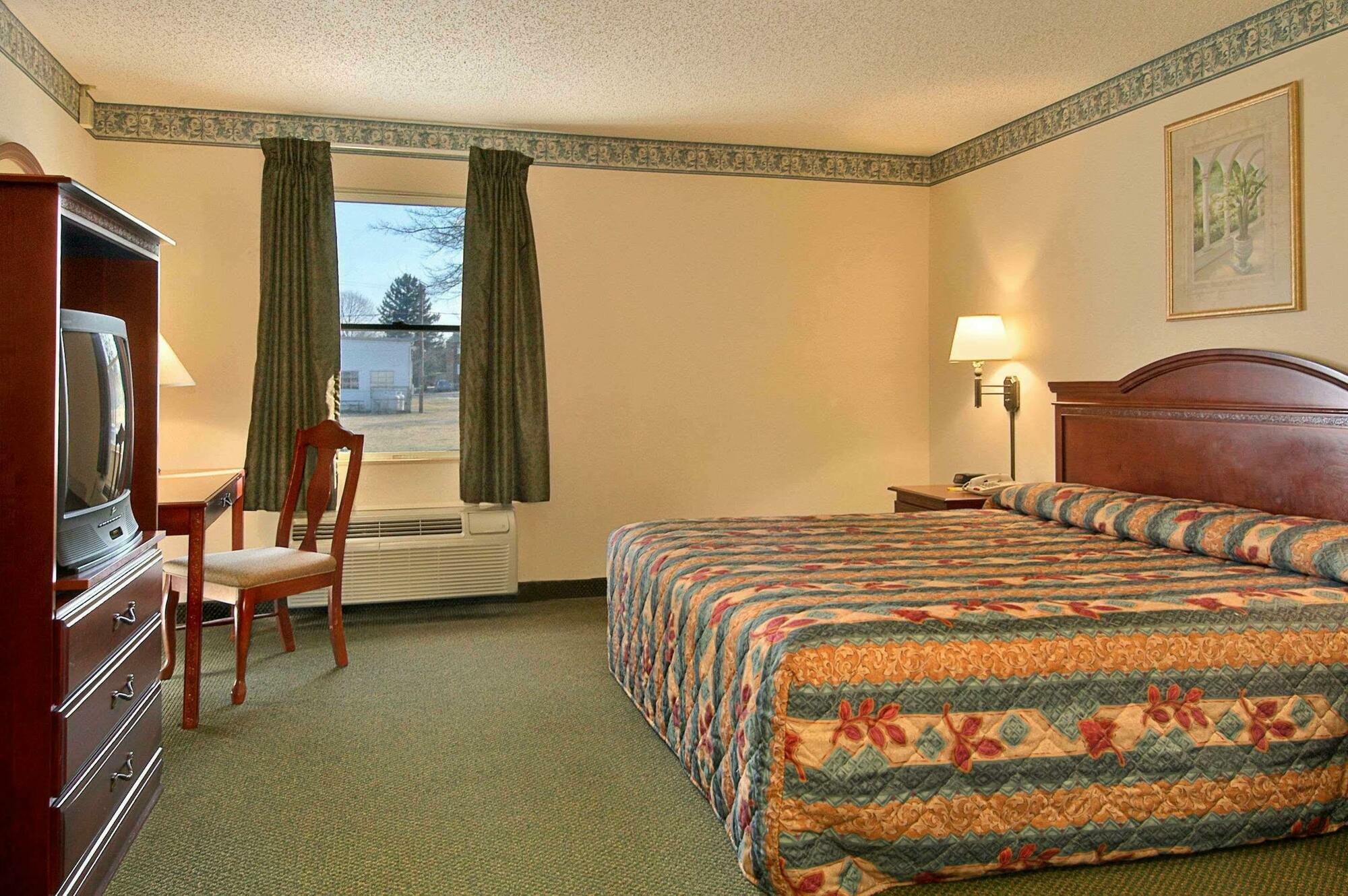Super 8 By Wyndham Motel
